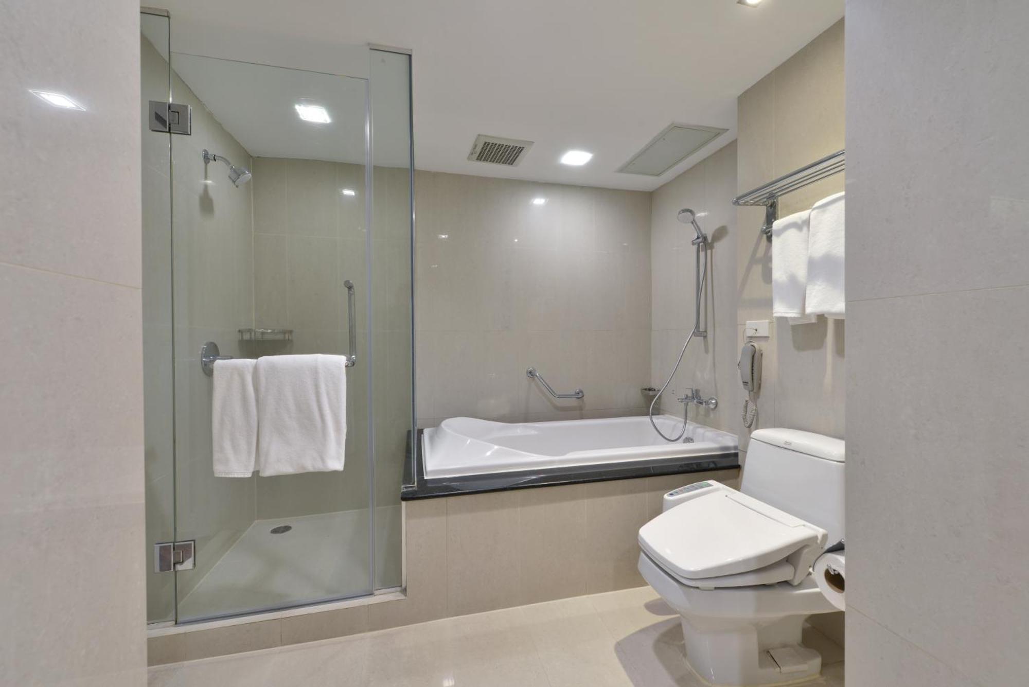 מלון בנגקוק Centre Point Sukhumvit Thong-Lo מראה חיצוני תמונה